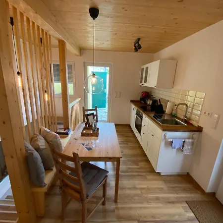 Small Modern Flat With Personal Touch Rust Exterior photo