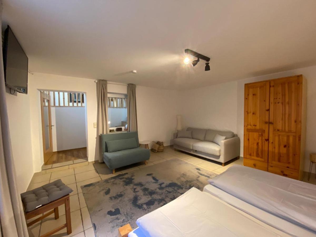 Small Modern Flat With Personal Touch Appartement *